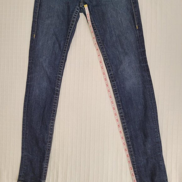 True Religion blue jeans. size 26. - Picture 8 of 10